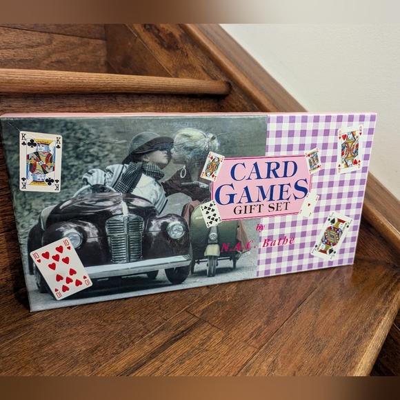 Vintage Card Games Gift Set  Includes Games Book & Playing Cards NIB - Picture 2 of 8